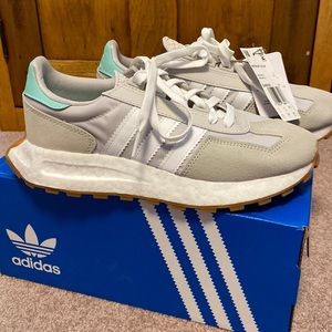 Brand new adidas Originals Retropy E5 W BOOST Grey White Women Casual Shoes